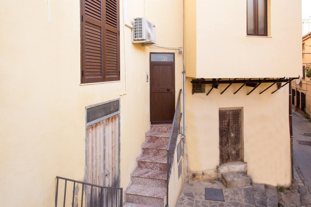 Four Rooms Agrigento Exterior photo