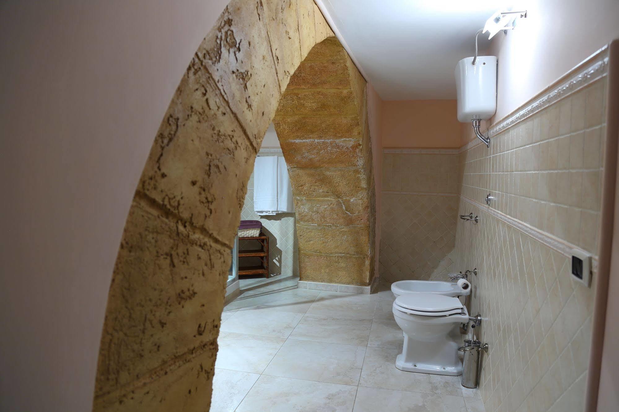 Four Rooms Agrigento Exterior photo